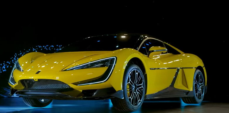 Автомобиль, который умеет прыгать и ездить на трёх колесах. BYD YangWang U9 показали вживую